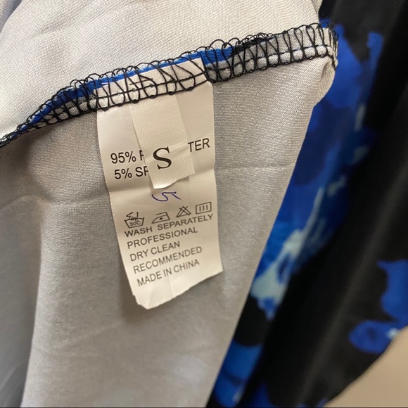 Floral Print Plunging Blue Black Maxi Dress - Picture 7 of 8